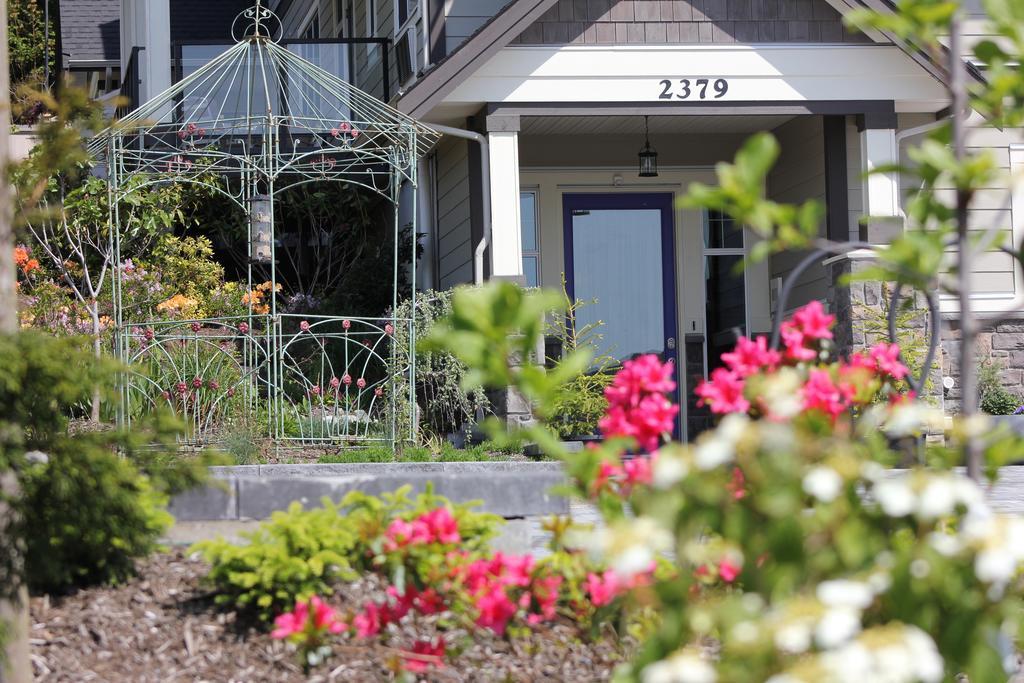 Brookside Inn Boutique Hotel Abbotsford Exterior photo