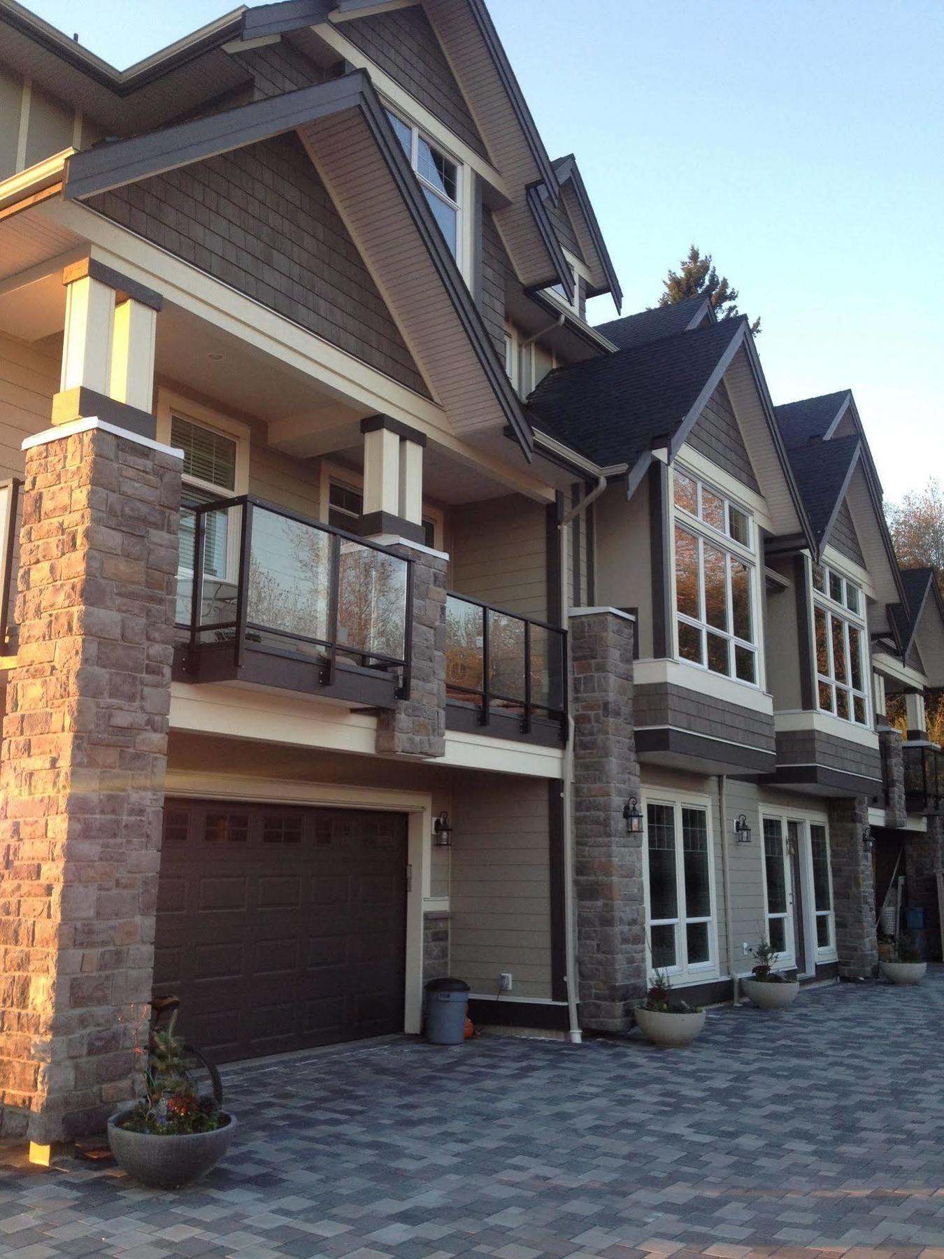 Brookside Inn Boutique Hotel Abbotsford Exterior photo