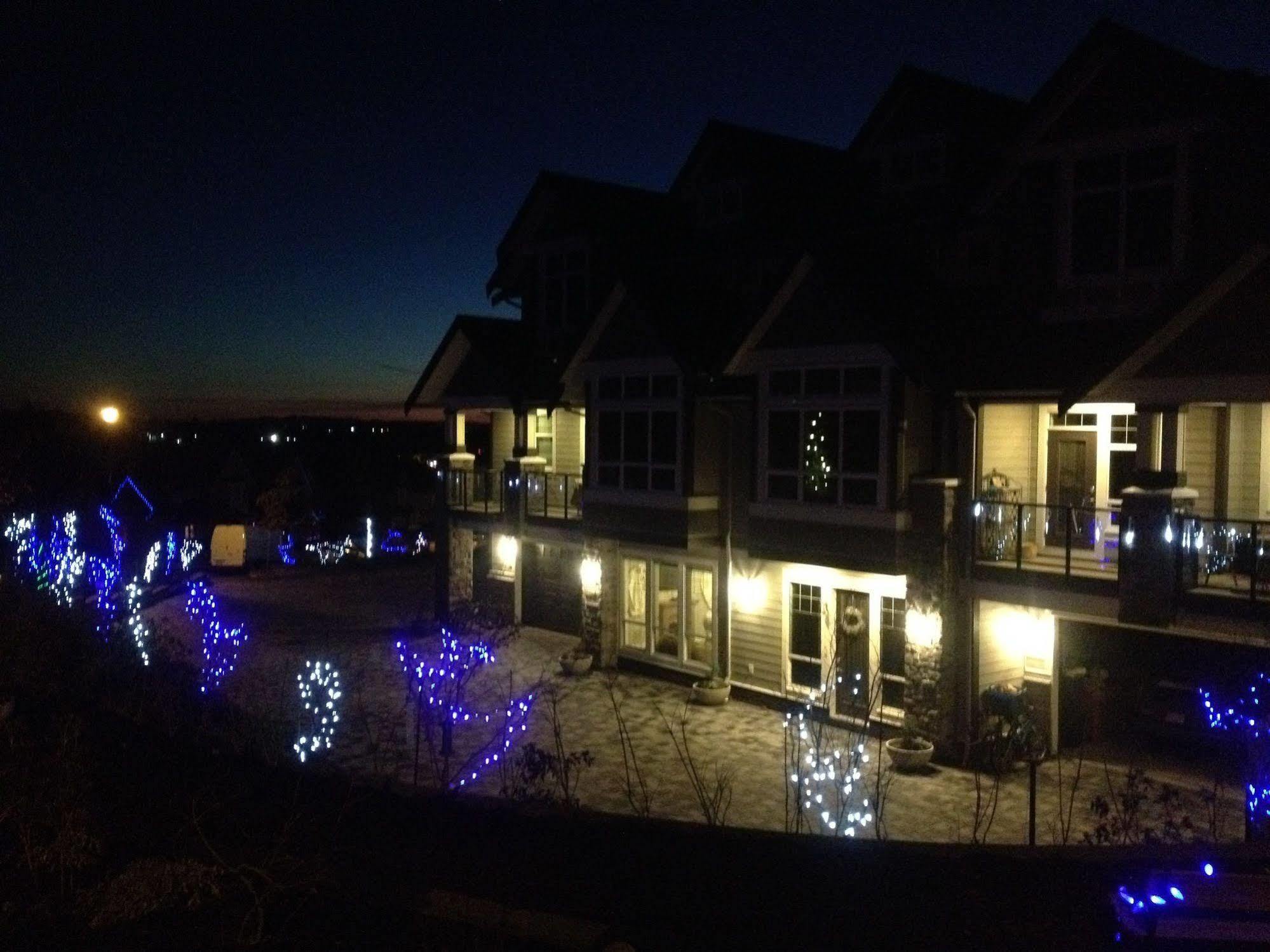 Brookside Inn Boutique Hotel Abbotsford Exterior photo