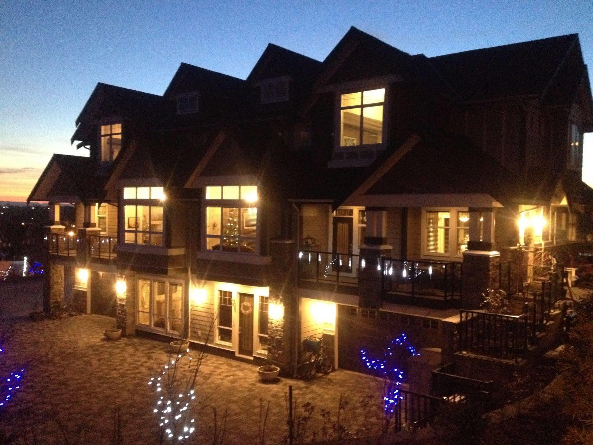 Brookside Inn Boutique Hotel Abbotsford Exterior photo