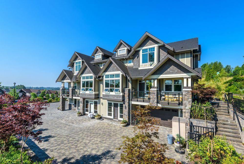 Brookside Inn Boutique Hotel Abbotsford Exterior photo